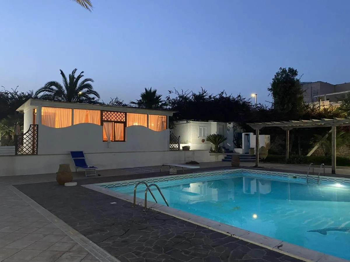 Maganuco Beach Bungalow Hotel Marina di Modica 0*,  Italy