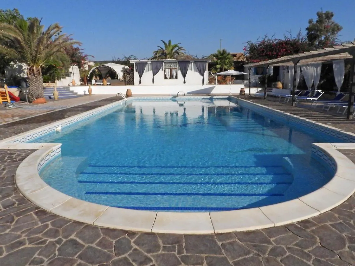 Maganuco Beach Bungalow Hotel Marina di Modica